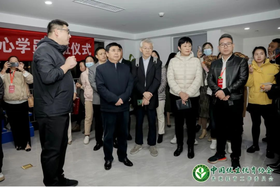 响应国家号召，打造家庭育儿场景！婴幼儿发展领域权威专家探访斑马 第 1 张